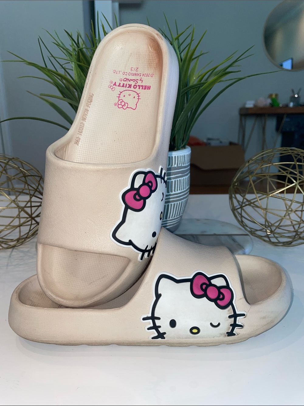 Hello Kitty Pink Bow Cream Slide Sandals for Kids